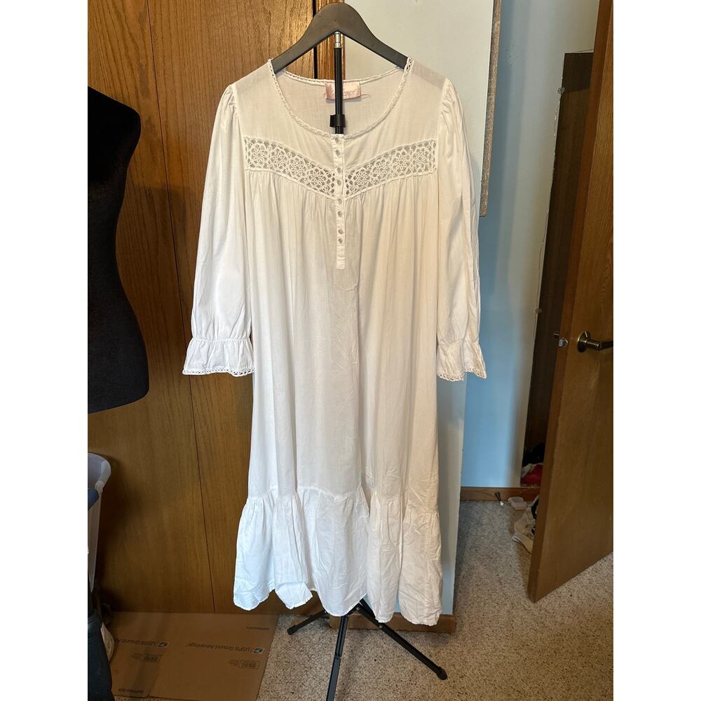Vtge Vandemere White Cotton Eyelet Lace Nightgown Cottagecore Prairie Maxi FLAW